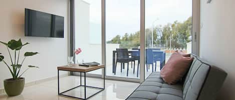 Luxury Studio | Living area