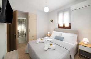 4 habitaciones, caja de seguridad en la habitación y escritorio 