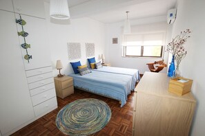 2 habitaciones, tabla de planchar con plancha, wifi y ropa de cama