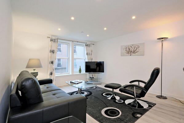 Smart TV, heated floors - Modern 2 Bed Home in Aberdeen (Aberdeen)