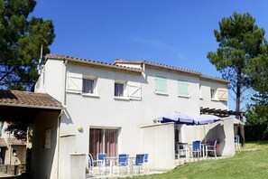 Holiday Home Exterior [summer] - Cozy Apartment with Terrace (Vallon Pont D Arc)