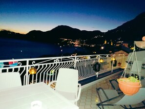 Outdoor dining - Amazing sea view an the heart of amalfi coast (Praiano)