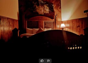 Habitació doble o amb dos llits individuals estàndard | Planxa i posts de planxar, wifi gratuïta i roba de llit