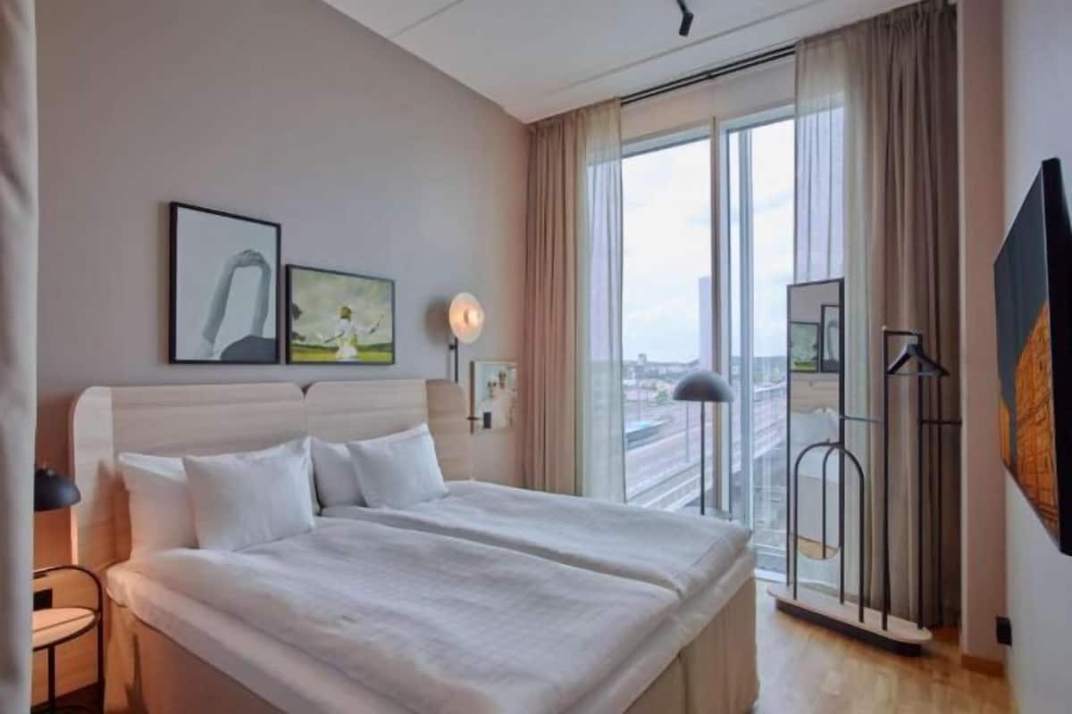 1 habitación, escritorio, tabla de planchar con plancha y wifi gratis