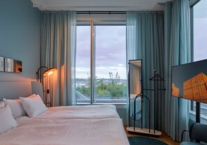 Superior Twin Room | Desk, iron/ironing board, free WiFi, bed sheets - Scandic Goteborg Central (Gothenburg)