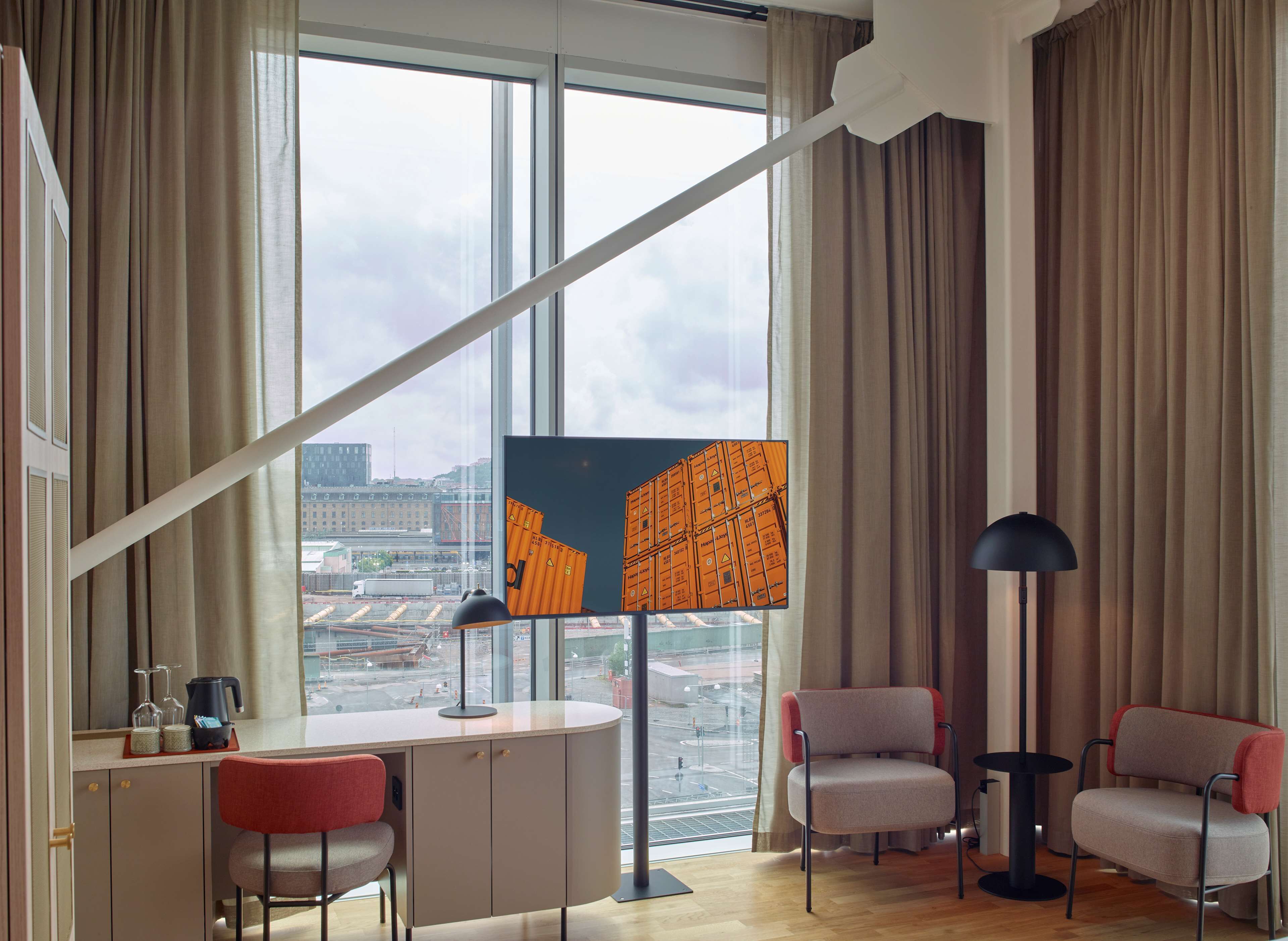 family room (superior) | 1 bedroom, desk, iron/ironing board, free wifi