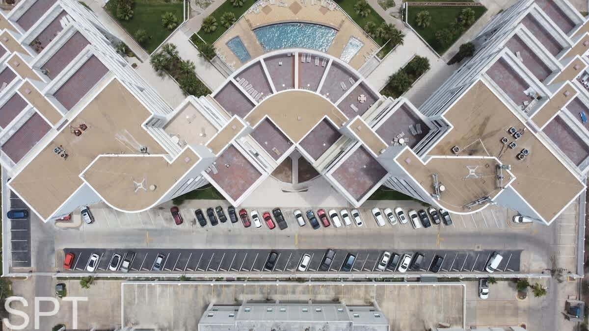 콘도, 침실 2개 | 외관