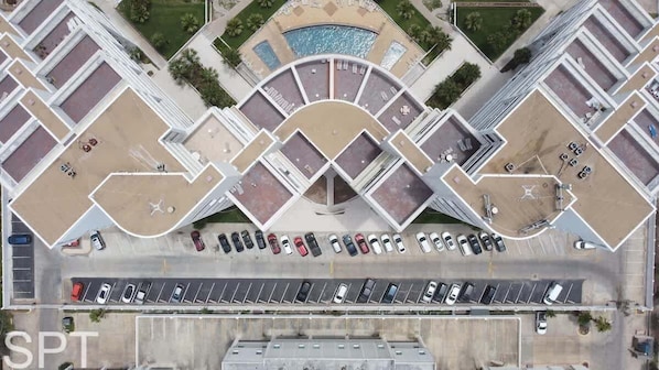 Condo, 2 Bedrooms | Exterior