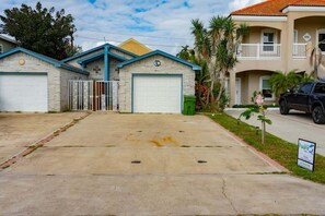 Townhome, 2 Bedrooms | Exterior