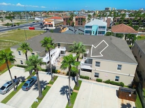 Condo, 2 Bedrooms | Exterior