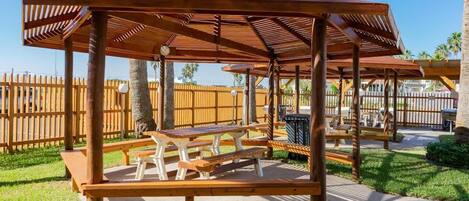 Apartamento, 1 habitación | Restaurante al aire libre