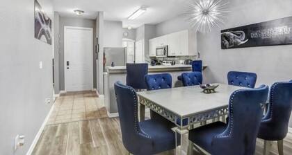 Snow Bird friendly..Gorgeous 3 bed 2 bath vacation property in a gated community