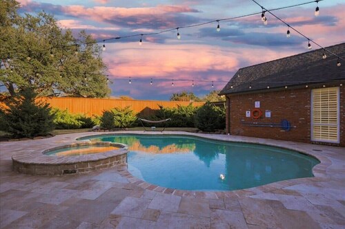 Gorgeous Vacation Home w/ Private Pool