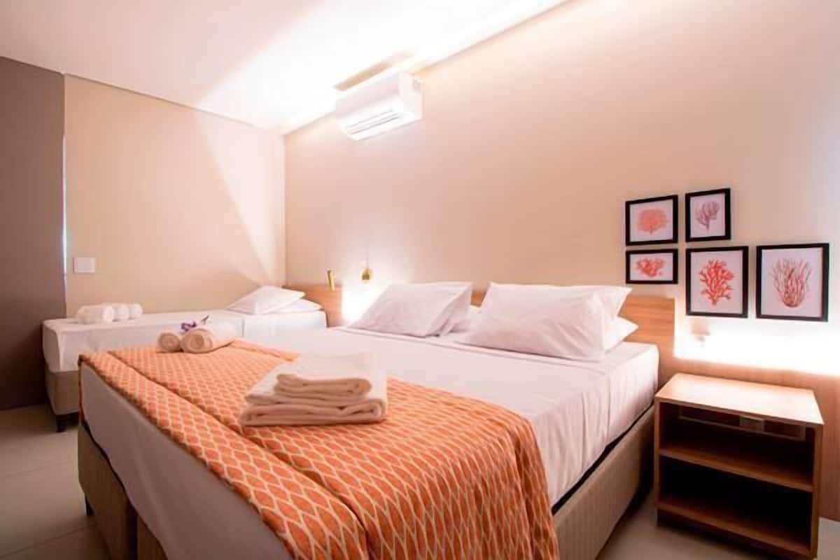 Minibar, in-room safe, free WiFi, bed sheets