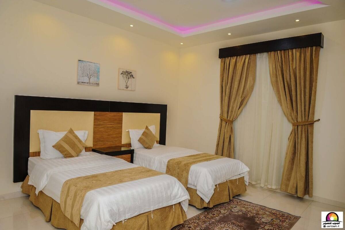 Apartment, Multiple Beds