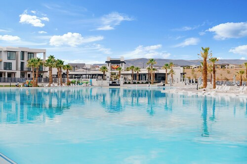 Adventure in the Desert #72: Desert Color Lagoon + Beaches