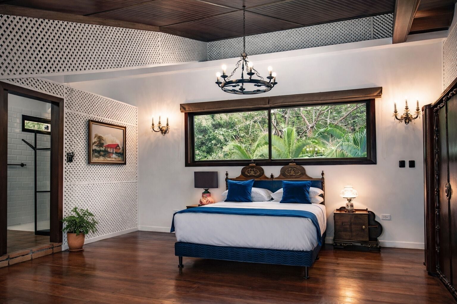 Premium bedding, Select Comfort beds, in-room safe