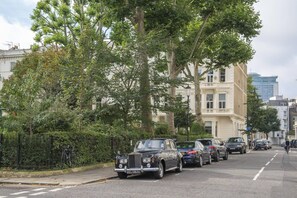 Exterior - Cromwell Road II by onefinestay (London)