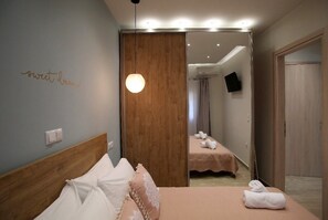 1 habitación, tabla de planchar con plancha, wifi y ropa de cama 