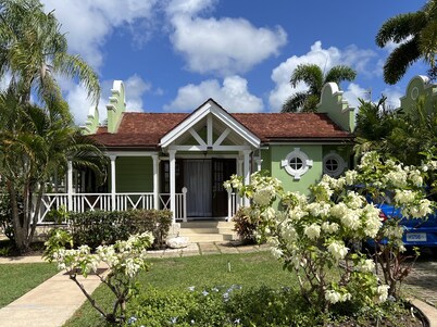 Idyllic 7 Porters Court, Beach Club Membership, pool, 5min walk beach, Holetown
