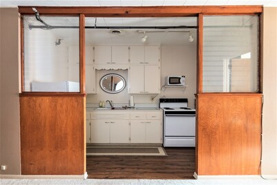 The Danbury 1BR apartment in historic downtown