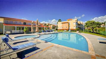 Utomhuspool