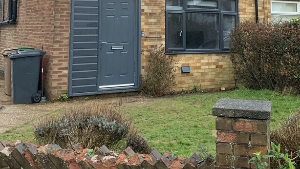 Unclassified image, 1 of 20, button - Remarkable 4-bed 4 Bath House by Luton Airport (Luton)