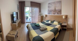 2 bedrooms, in-room safe, iron/ironing board, travel crib