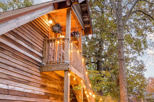 The Grant Park Farmhouse- Authentic Southern Charm