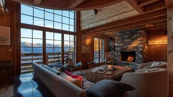 TV connectée, cheminée