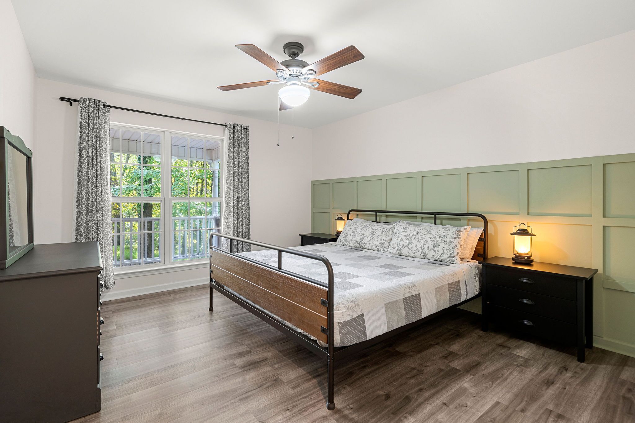 3 多间卧室、旅行婴儿床、WiFi、床单