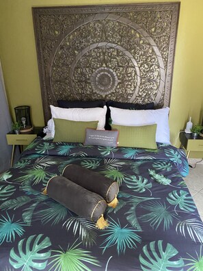 3 makuuhuonetta, silitysrauta/-lauta, ilmainen Wi-Fi, vuodevaatteet