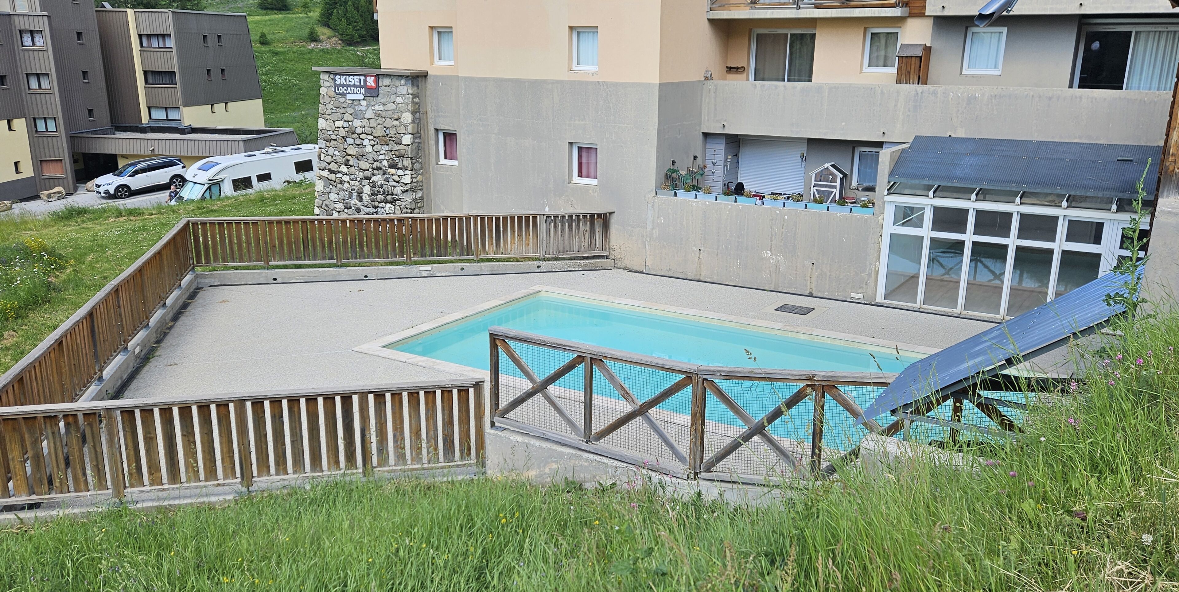 Piscine extérieure, piscine chauffée