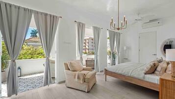 9 makuuhuonetta, silitysrauta/-lauta, vauvan matkasänky, Wi-Fi