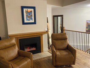 Interior - Fireplace, Hot Tub on Large Deck with Panoramic Views, 3BR + 3BA, (Cascade-Chipita Park)