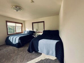 3 Schlafzimmer, Bügeleisen/Bügelbrett, kostenloses WLAN, Bettwäsche