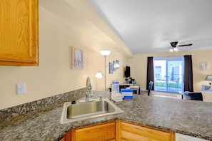 Condo, 2 Queen Beds, Kitchen, Garden View (Oak Shores 130 - No Pets Allowed) | Interior