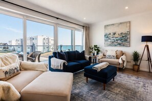 Casa Confort, baño privado, vistas al mar | Salón