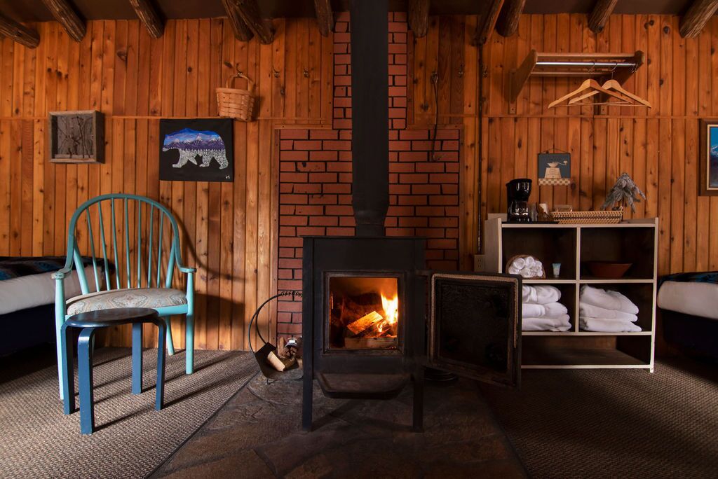 traditional cabin, multiple beds, shared bathroom | 1 bedroom, individually decorated, individually furnished, bed sheets