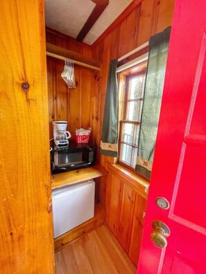 Interior - 14 1Br Cottage in Bar Harbor Open Hearth Inn (Trenton)