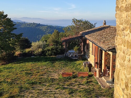 A place for the muse, close to nature, but luxurious and well connected.