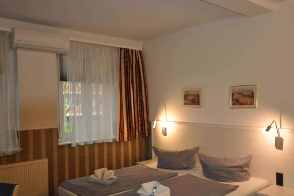 Basic-Doppelzimmer
