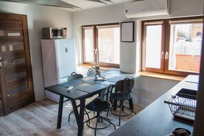 Comfort Apartment | Private kitchen | Cookware/dishes/utensils - Apartament Astro (Torun)