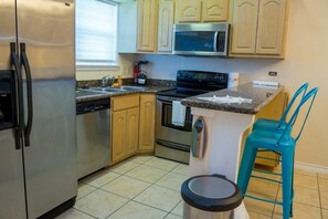 Fridge, microwave, oven, dishwasher