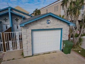 Exterior detail - Ground Floor Duplex * 1/2 block to Beach * BBQ ok (Blue Siren House) by RedAwning (South Padre Island)