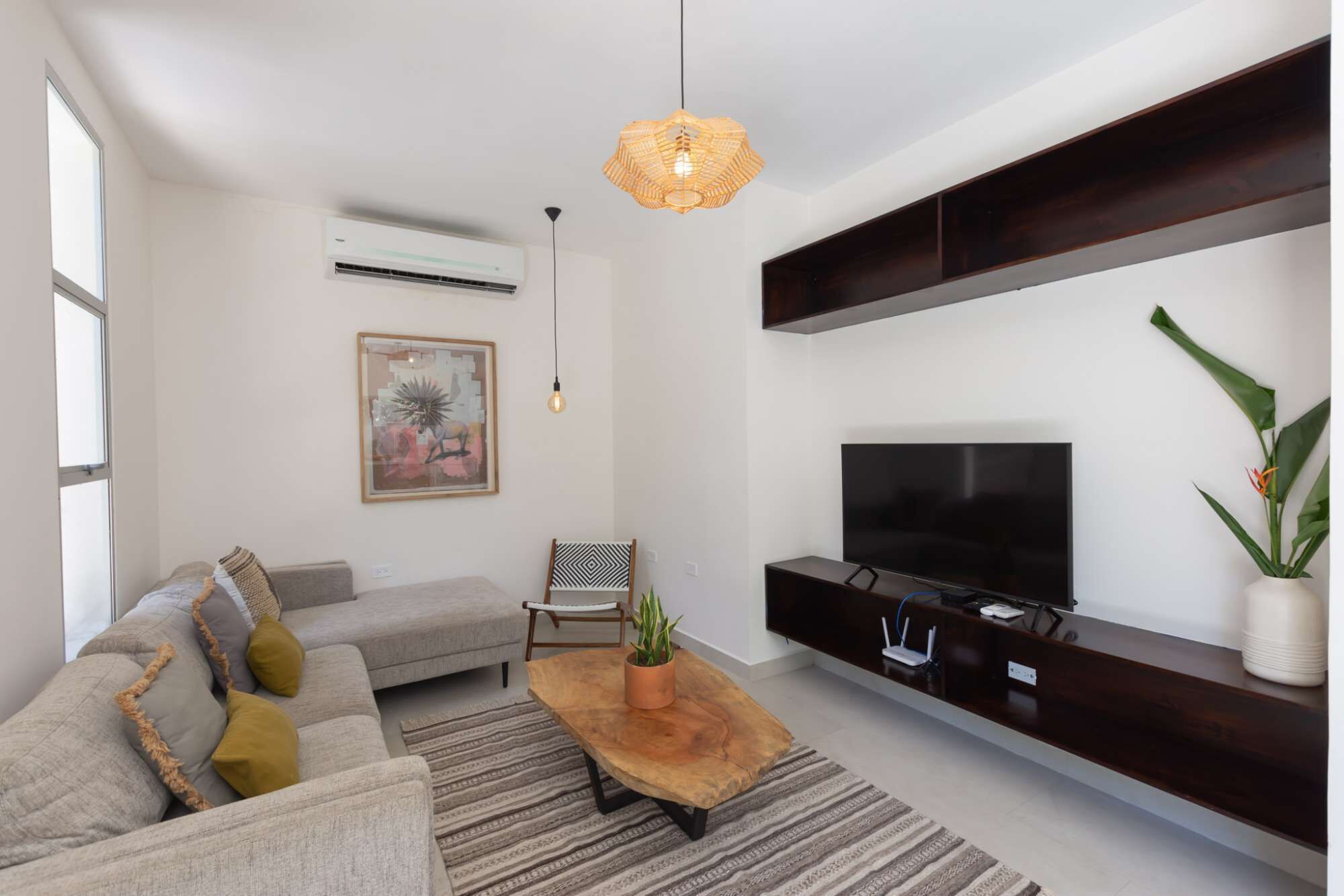 Tv, videobibliotek, stereoanlæg