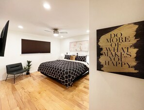 3 bedrooms, iron/ironing board, free WiFi, bed sheets - Pets Welcome! HOT TUB, Games, Backyard, Free Wine, WiFi, 4 TVs (Richardson)