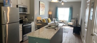 Valdosta Oasis: 2BR 2.5 BA near VSU and Downtown