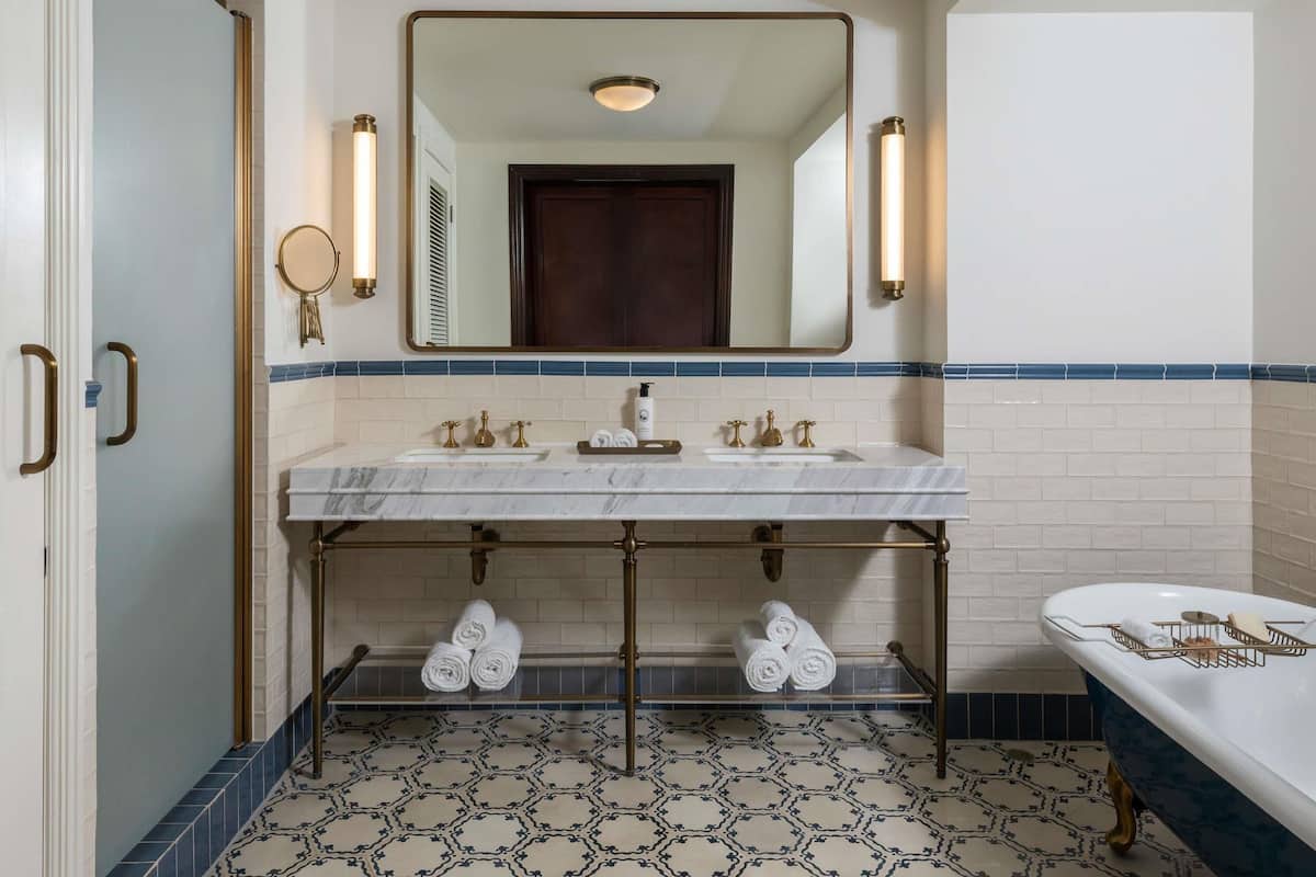 Premium bedding, down duvets, pillow-top beds, minibar