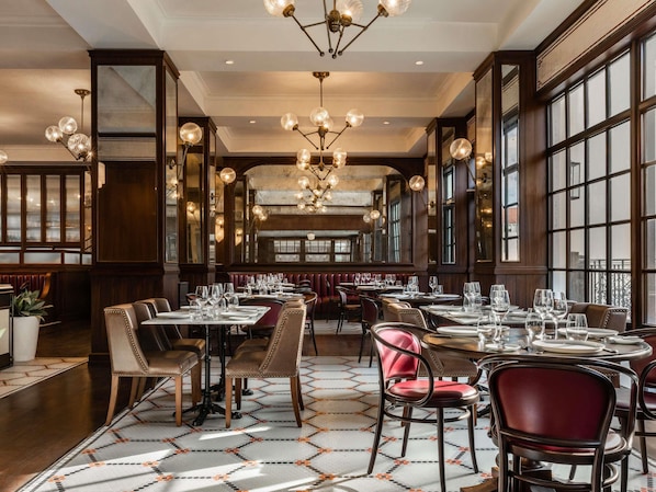2 restaurants; breakfast, lunch, dinner and brunch served - Sofitel Legend Casco Viejo, Panama City (Panama City)